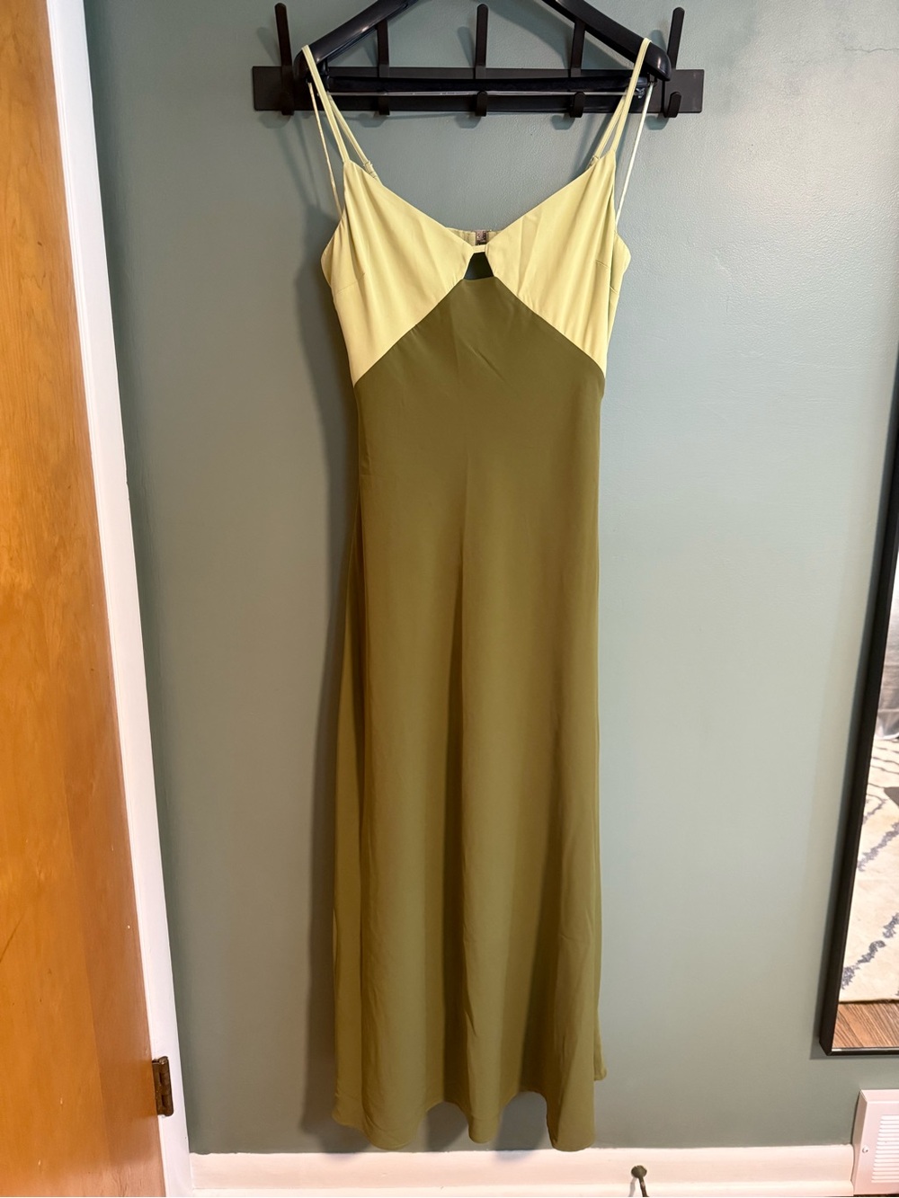 NWT The A&F Julia Slip Cutout Maxi Dress - Picture 2 of 7